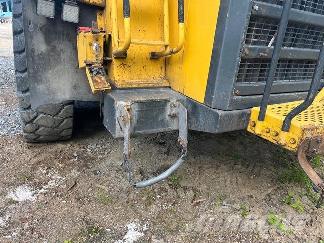 Komatsu HD405-7 Karjeriniai savivarčiai