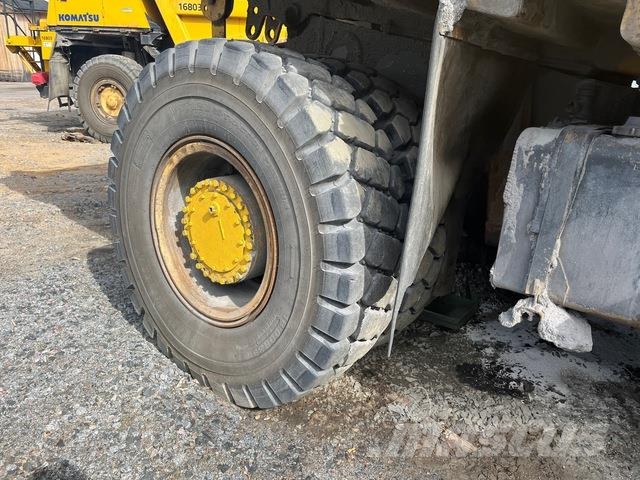 Komatsu HD405-7 Karjeriniai savivarčiai