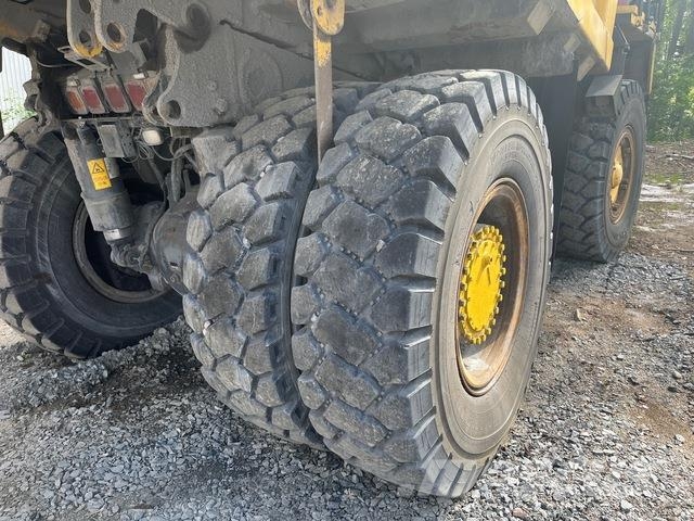 Komatsu HD405-7 Karjeriniai savivarčiai