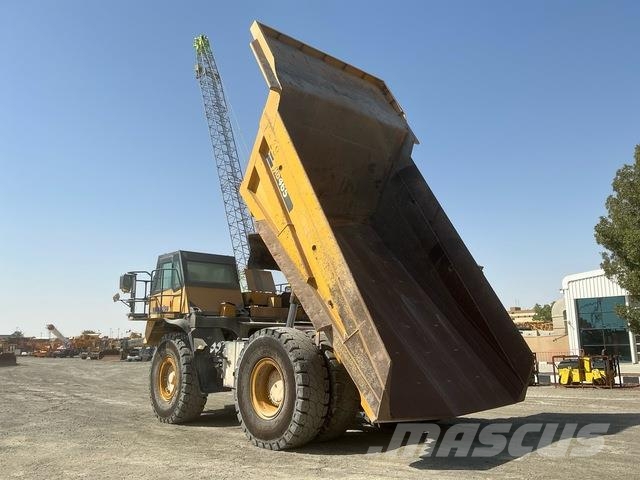Komatsu HD465-7EO Dumper - Knickgelenk