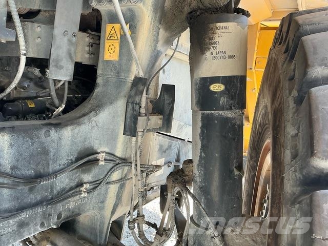 Komatsu HD465-7EO Dumper - Knickgelenk