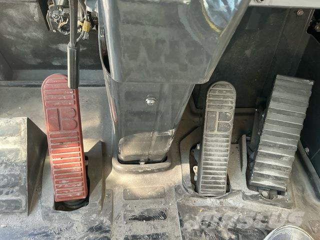 Komatsu HD465-7EO Dumper - Knickgelenk
