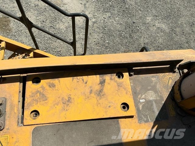 Komatsu HD465-7EO Dumper - Knickgelenk