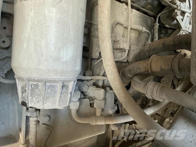 Komatsu HD465-7EO Dumper - Knickgelenk