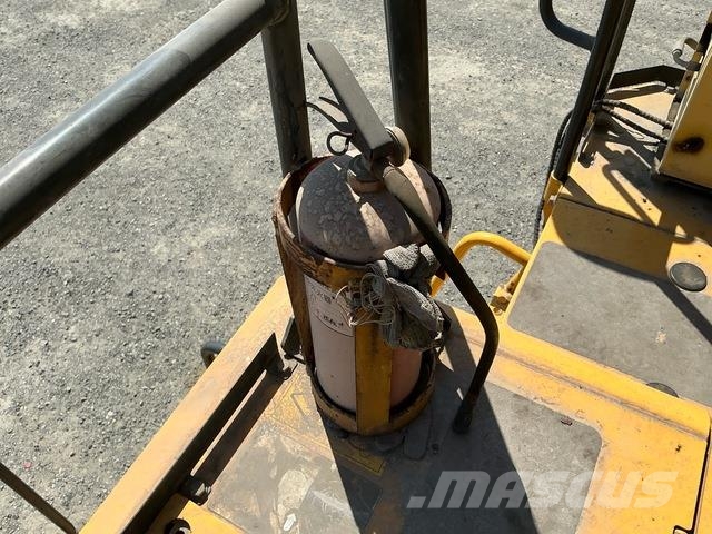 Komatsu HD465-7EO Dumper - Knickgelenk