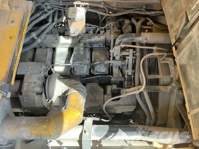 Komatsu HD465-7EO Dumper - Knickgelenk