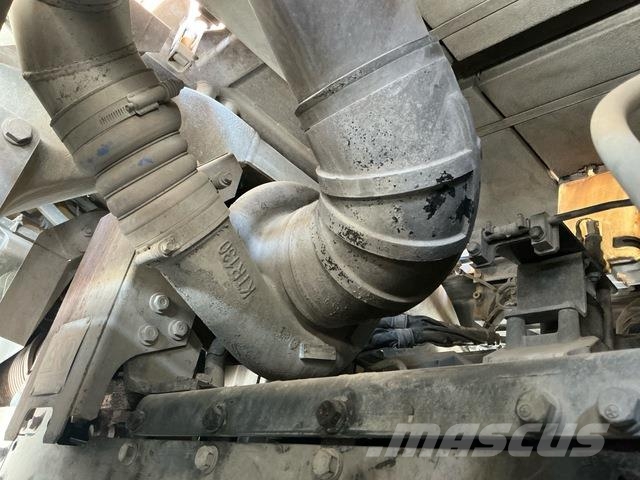 Komatsu HD465-7EO Dumper - Knickgelenk