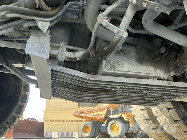 Komatsu HD465-7EO Dumper - Knickgelenk