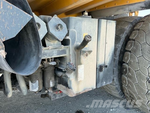 Komatsu HD465-7EO Dumper - Knickgelenk