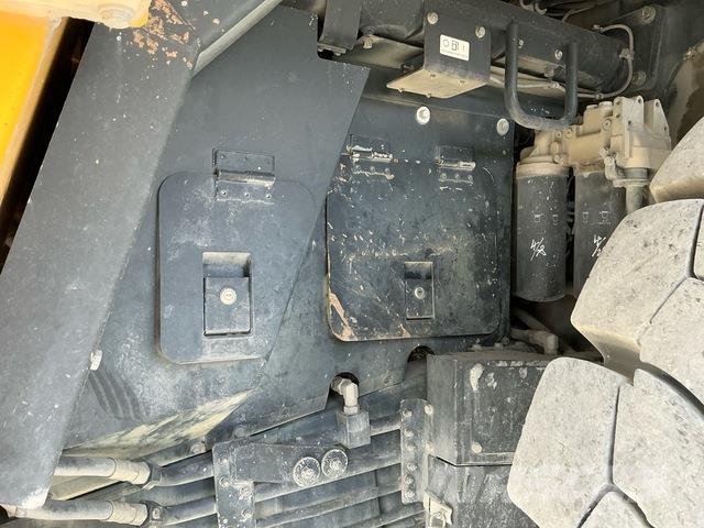 Komatsu HD465-7EO Artikulētie pašizgāzēji