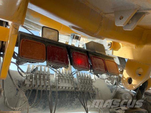 Komatsu HD465-7EO Artikulētie pašizgāzēji