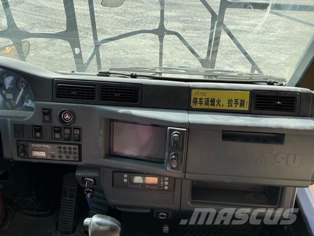 Komatsu HD465-7EO Artikulētie pašizgāzēji