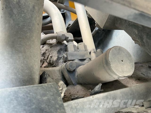 Komatsu HD465-7EO Artikulētie pašizgāzēji