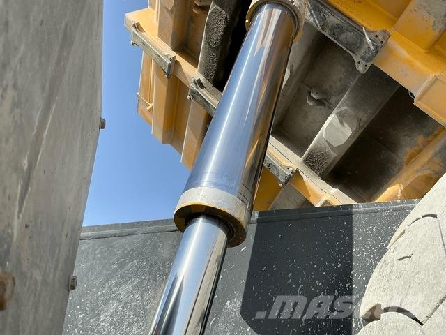 Komatsu HD465-7EO Artikulētie pašizgāzēji