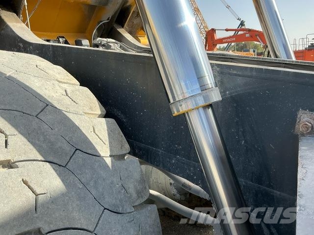 Komatsu HD465-7EO Artikulētie pašizgāzēji