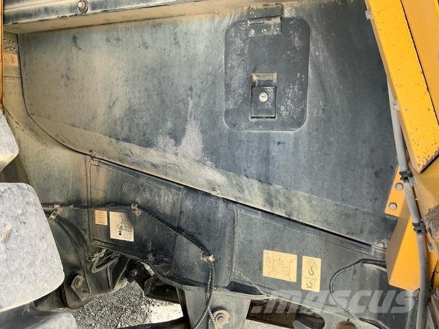 Komatsu HD465-7EO Artikulētie pašizgāzēji