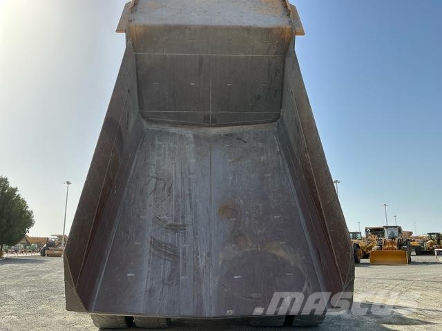 Komatsu HD465-7EO Artikulētie pašizgāzēji