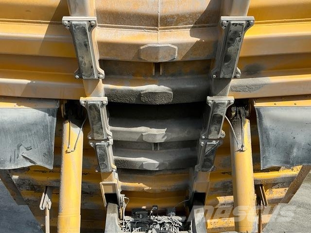 Komatsu HD465-7EO Artikulētie pašizgāzēji