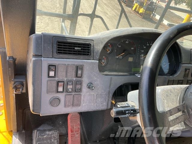 Komatsu HD465-7EO Artikulētie pašizgāzēji
