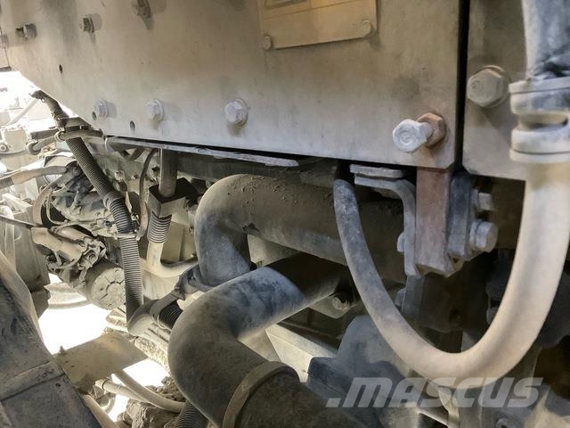 Komatsu HD465-7EO Artikulētie pašizgāzēji