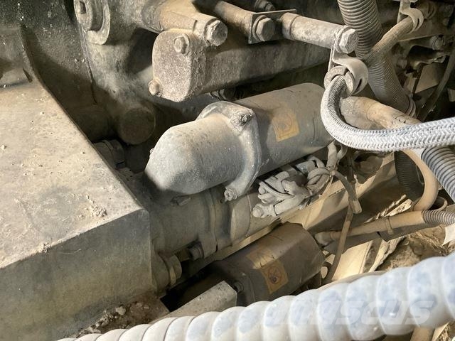 Komatsu HD465-7EO Artikulētie pašizgāzēji