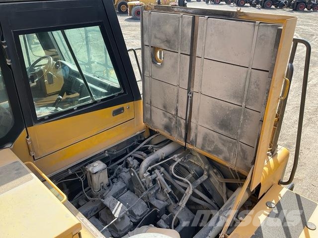 Komatsu HD465-7EO Artikulētie pašizgāzēji