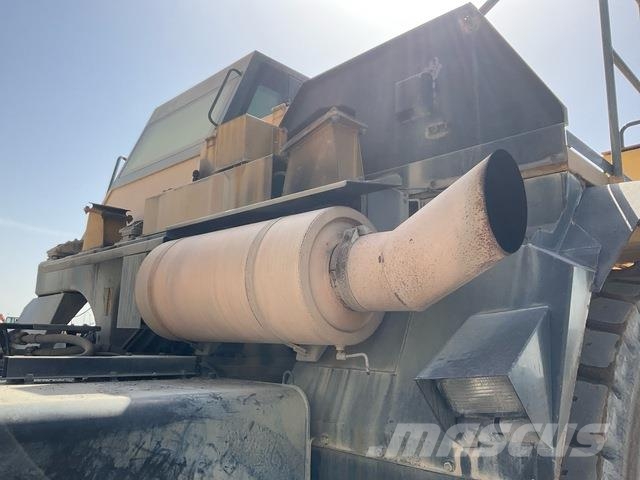 Komatsu HD465-7EO Artikulētie pašizgāzēji