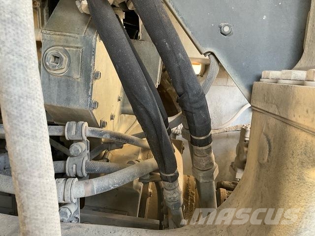 Komatsu HD465-7EO Artikulētie pašizgāzēji