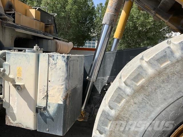 Komatsu HD465-7EO Artikulētie pašizgāzēji
