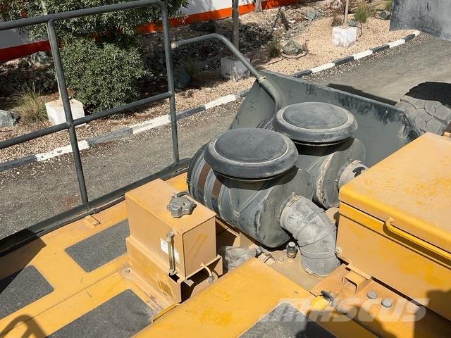 Komatsu HD465-7EO Artikulētie pašizgāzēji