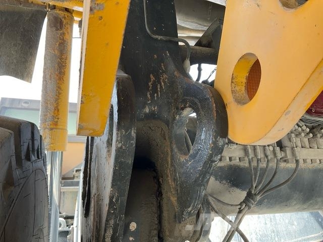Komatsu HD465-7EO Artikulētie pašizgāzēji