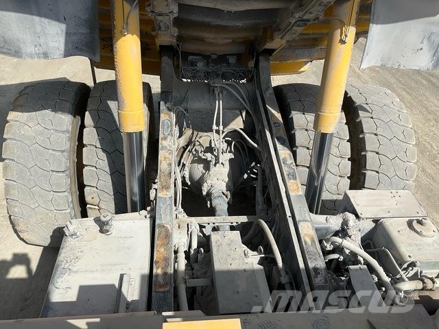 Komatsu HD465-7EO Artikulētie pašizgāzēji