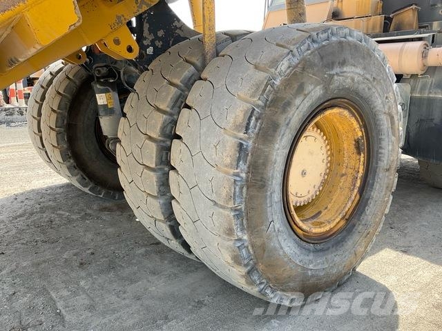 Komatsu HD465-7EO Artikulētie pašizgāzēji