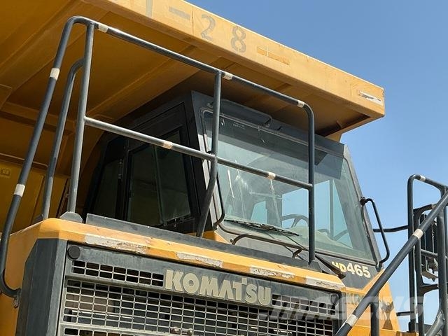 Komatsu HD465-7EO アーティキュレート式ダンプトラック