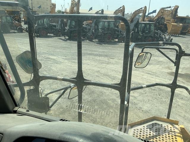 Komatsu HD465-7EO アーティキュレート式ダンプトラック