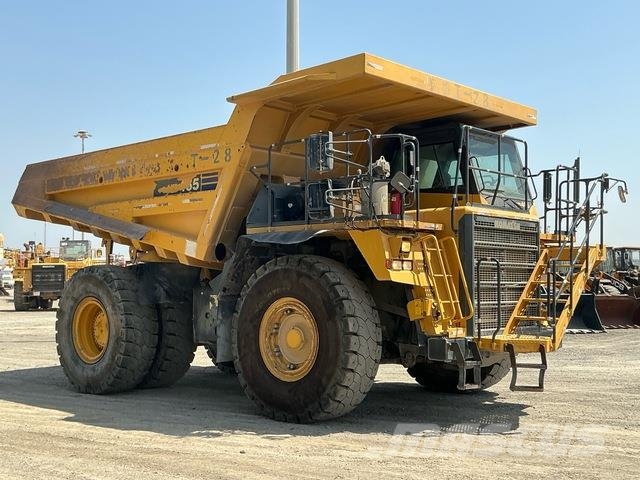 Komatsu HD465-7EO アーティキュレート式ダンプトラック