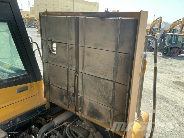 Komatsu HD465-7EO アーティキュレート式ダンプトラック