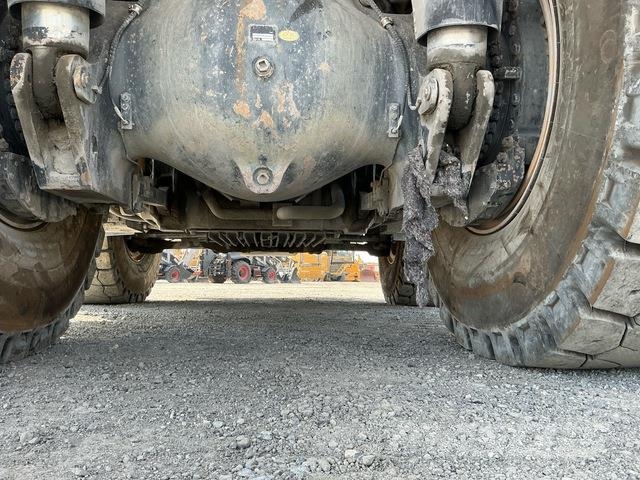 Komatsu HD465-7EO アーティキュレート式ダンプトラック