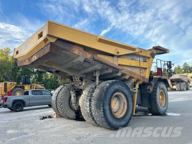 Komatsu HD605-7E0 Terrængående lastbiler