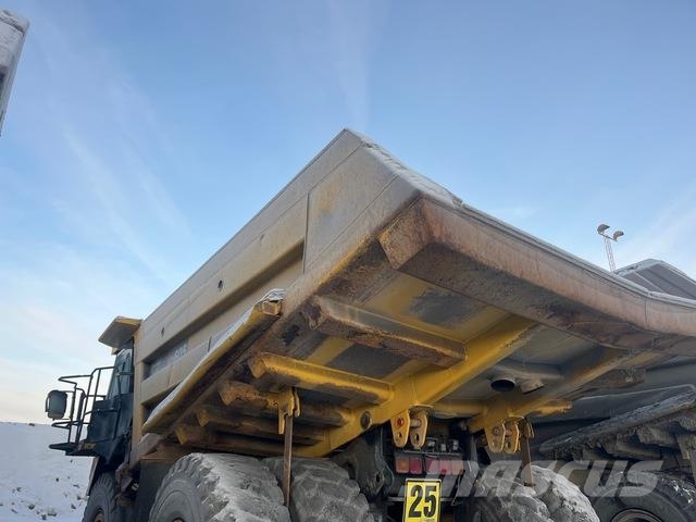 Komatsu HD605-7EO Зчленовані самоскиди