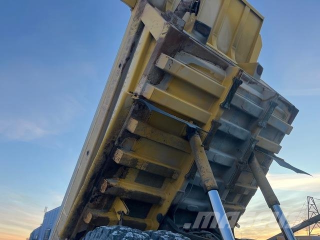 Komatsu HD605-7EO Зчленовані самоскиди