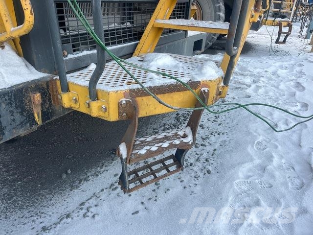 Komatsu HD605-7EO Зчленовані самоскиди