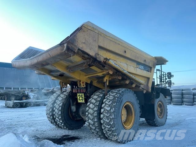 Komatsu HD605-7EO Зчленовані самоскиди