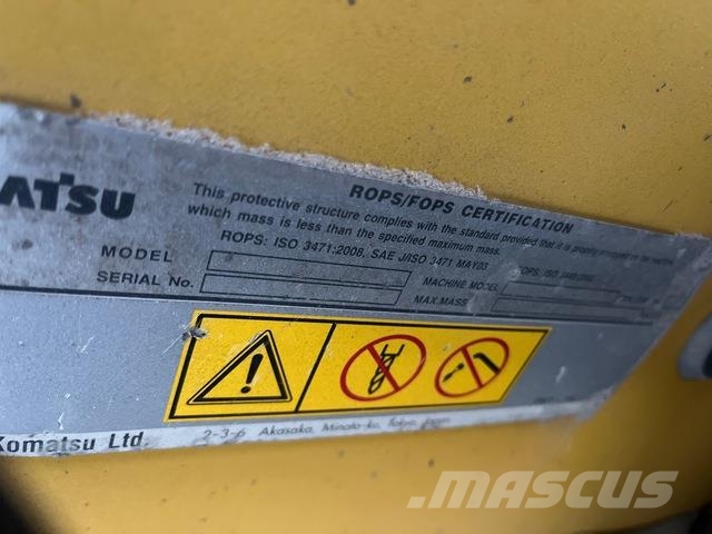 Komatsu HD605-7EO Зчленовані самоскиди