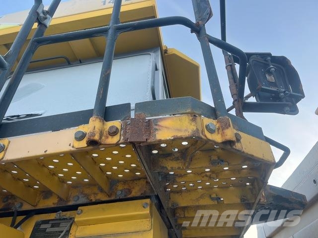 Komatsu HD605-7EO Зчленовані самоскиди