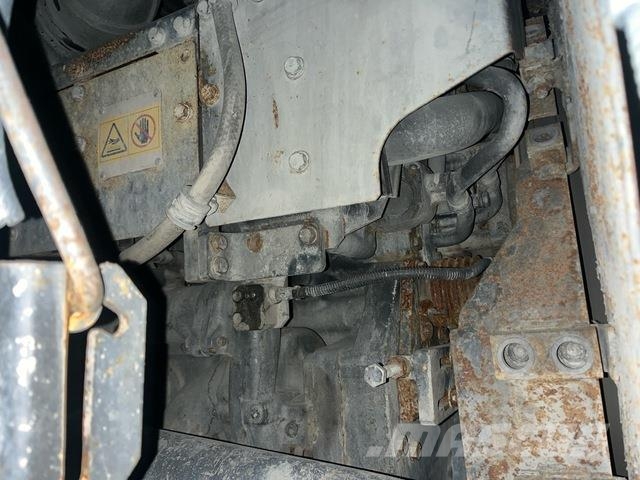 Komatsu HD605-7EO Зчленовані самоскиди