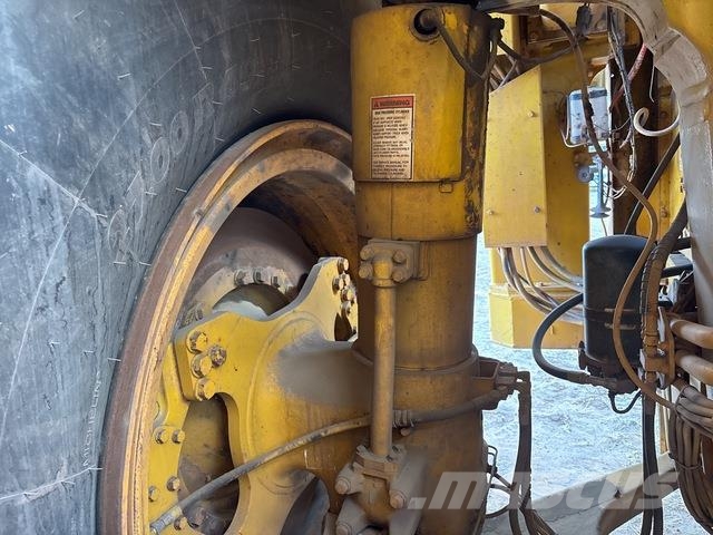 Komatsu HD785-5 Articulated Haulers