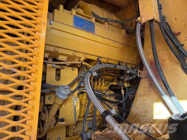 Komatsu HD785-5 Articulated Haulers