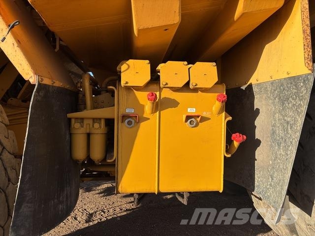 Komatsu HD785-5 Articulated Haulers