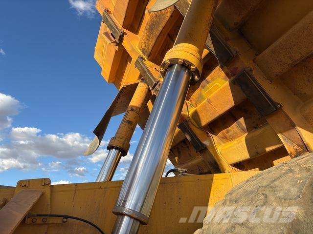 Komatsu HD785-5 Articulated Haulers